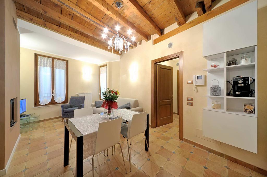 Ferienwohnung Antico Palazzo Signorile Saló Exterior foto